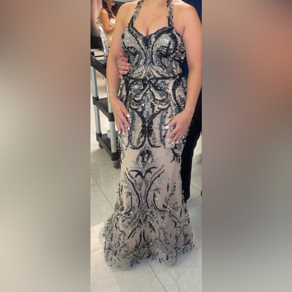 Elegant Sequin Evening Dress